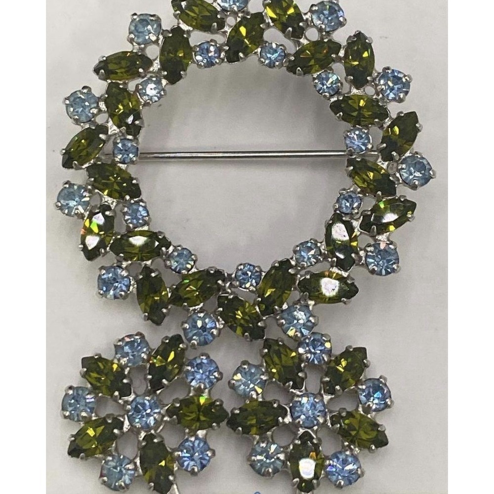 Vintage B DAVID Blue Green Glass Rhinestone Wreath Brooch Clip Earrings SET